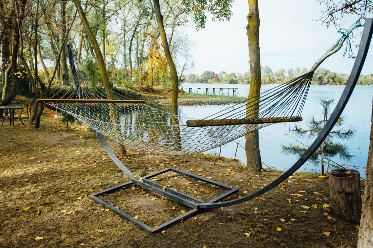 котеджне містечко «clover» Lodge