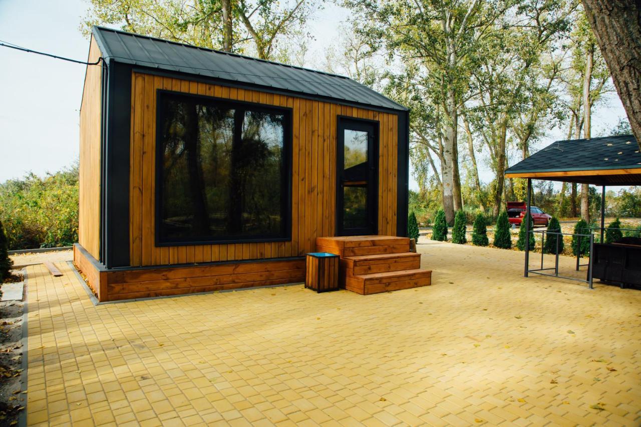 котеджне містечко «clover» Lodge