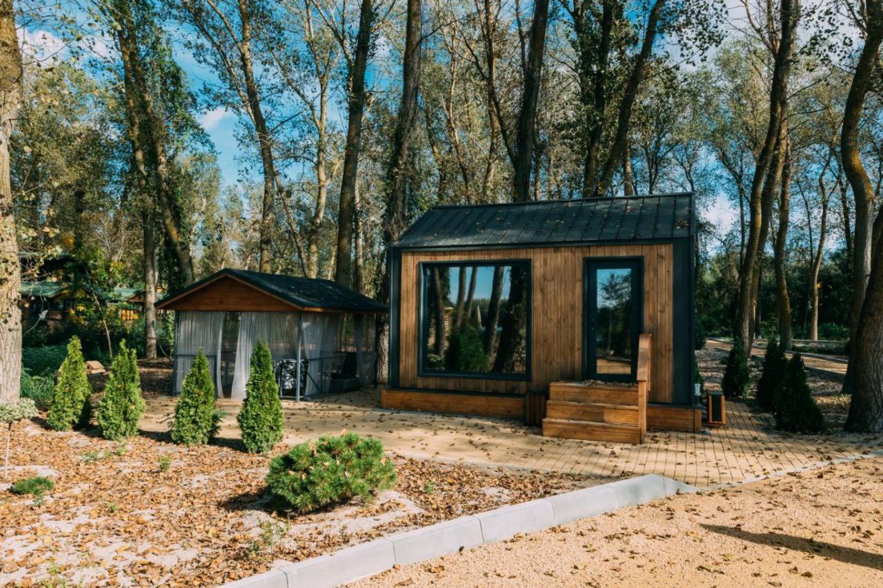 котеджне містечко «clover» Lodge